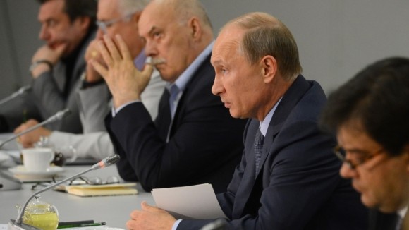 Вы сейчас просматриваете О ЧЕМ ВЛАДИМИР ПУТИН ГОВОРИЛ С КИНЕМАТОГРАФИСТАМИ