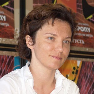 Читать далее о этой статье ИРИНА СМОЛКО: «Познакомившись с историями IT- компаний, которые в 90-е годы создавали молодые люди, я поняла, что хочу сделать такой фильм»