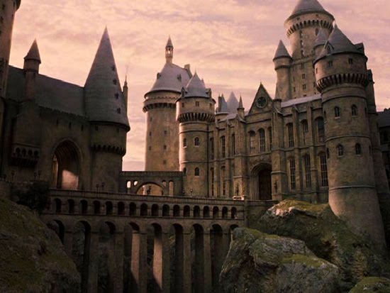 Вы сейчас просматриваете ЯПОНСКИЙ ПАРК UNIVERSAL ОТКРЫВАЕТ ТЕМАТИЧЕСКУЮ ЗОНУ «ГАРРИ ПОТТЕРА»