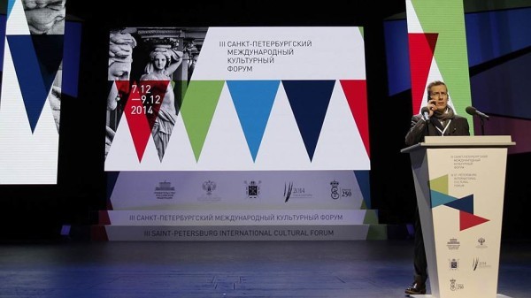Читать далее о этой статье СПМКФ:  СЕЛЬЯНОВ РАСКРИТИКОВАЛ ФОНД КИНО, БОНДАРЧУК ОБРАТИЛСЯ С ПРОСЬБОЙ К МИНКУЛЬТУ