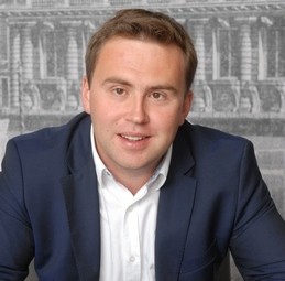 Вы сейчас просматриваете «ЦЕНТРАЛ ПАРТНЕРШИП» ВОЗГЛАВИТ ВАДИМ ВЕРЕЩАГИН