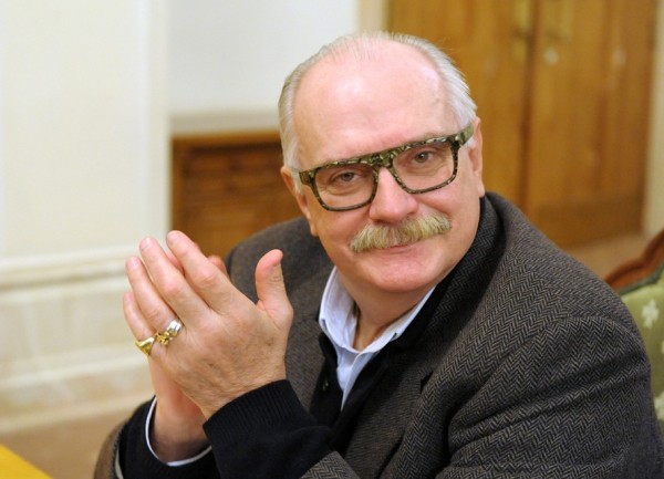 Вы сейчас просматриваете МИХАЛКОВ О ГЛОБАЛЬНОЙ ЛИЦЕНЗИИ: «ЭТА ИДЕЯ ЖИВА»