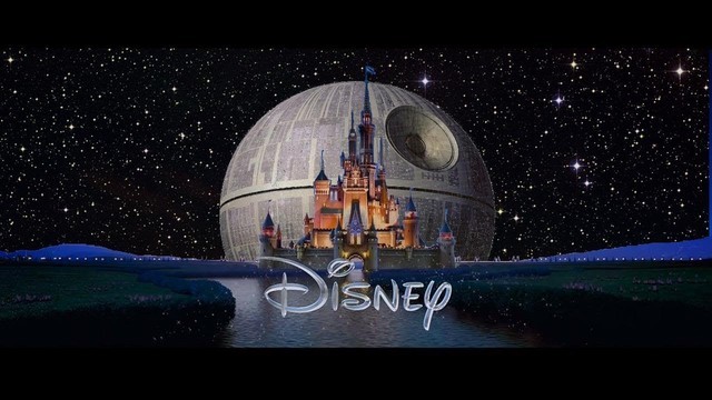 Вы сейчас просматриваете DISNEY СНИМЕТ ЕЩЕ ОДНУ ТРИЛОГИЮ ВО ВСЕЛЕННОЙ «ЗВЕЗДНЫХ ВОЙН»