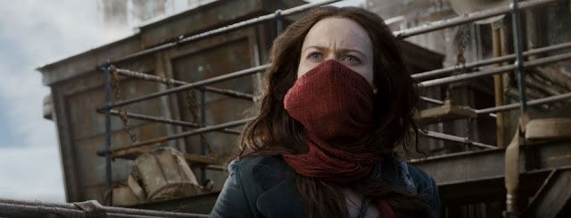 Вы сейчас просматриваете КАССА ЧЕТВЕРГА 6 ДЕКАБРЯ: «ХИЩНЫЕ ГОРОДА» ЖДУТ «ЩЕЛКУНЧИКА»