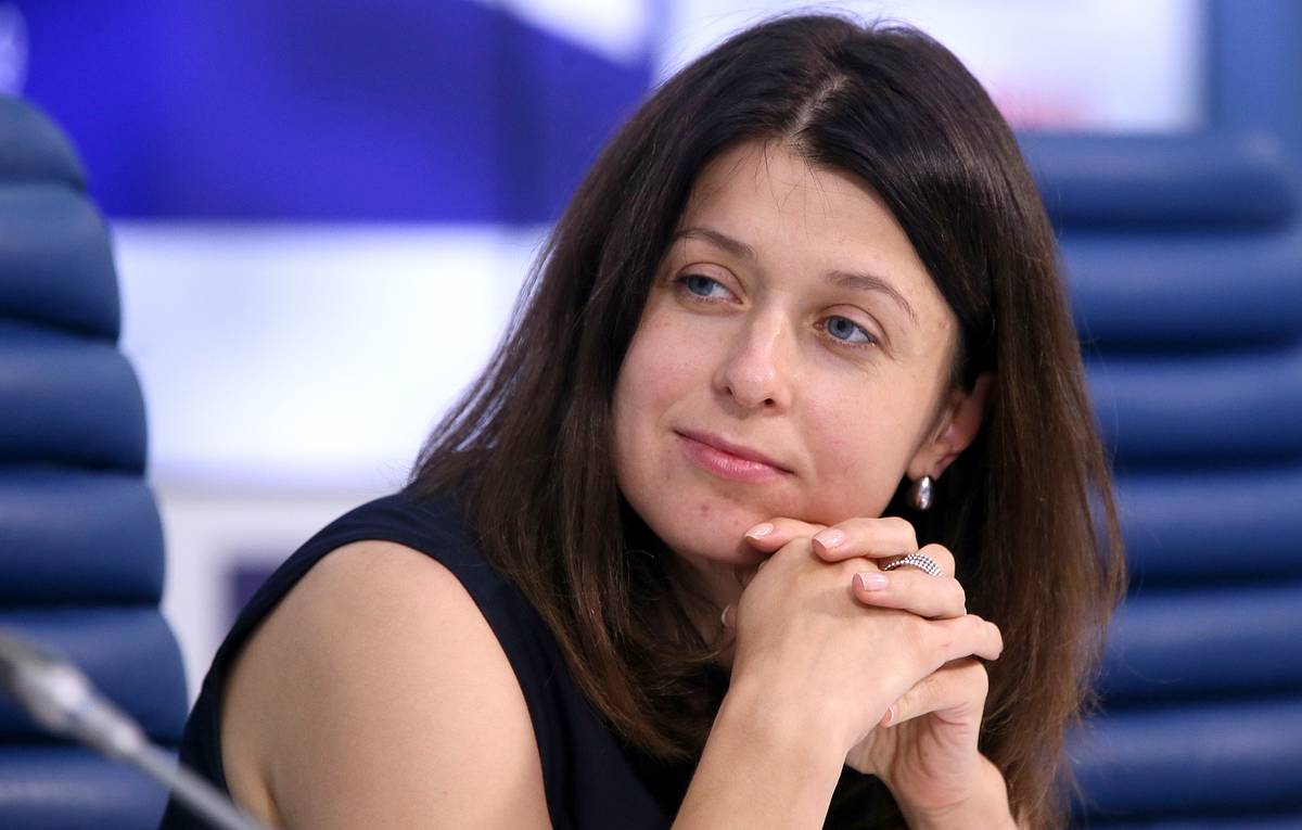 Подробнее о статье СВЕТЛАНА МАКСИМЧЕНКО РАССКАЗАЛА О ПРОДЕЛАННОЙ РАБОТЕ ДЕПАРТАМЕНТА КИНЕМАТОГРАФИИ И ЦИФРОВОГО РАЗВИТИЯ В 2021 ГОДУ